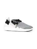 'Chimu Boost'运动鞋