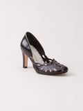 high-heel pumps