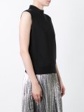 sleeveless knitted top