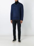 V-neck pullover