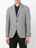houndstooth pattern blazer