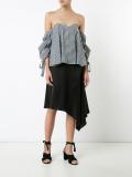 off-shoulders checked blouse