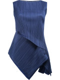 asymmetric pleated tank