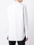 sleeveless shirt