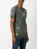 linear print t-shirt