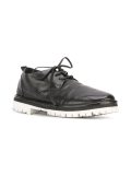 lace up shoes