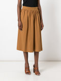 pleated skirt