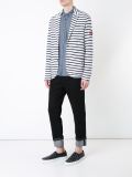 条纹排扣夹克