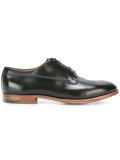 Book Brass derbies