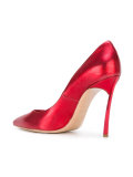 stiletto pumps 