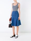 sleeveless tank top