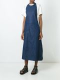 牛仔绕领式连衣裙