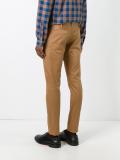 slim-fit jeans 