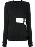 patch detail sweatshirt