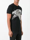 guitar print T-shirt