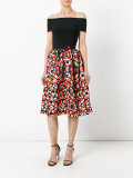patterned pleated skirt