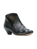 pointed toe ankle boots