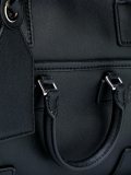 zipped tote 