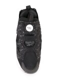 'Instapump Fury SP'运动鞋