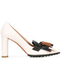 tassels pumps