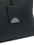 tag detail tote