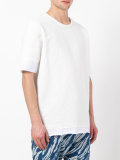 layered T-shirt 