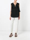 sleeveless contrast stitch blouse
