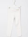 skinny fit jeans