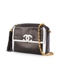 contrast logo crossbody bag