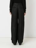 wide leg trousers