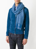circle pattern scarf