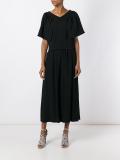 wide-legged cropped trousers