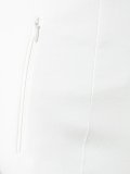 slim-fit trousers 