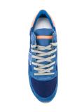 lateral patch sneakers