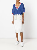 lace detail V-neck top