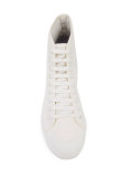 Spirit High sneakers
