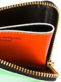 zipped purse 