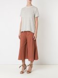 textured T-shirt