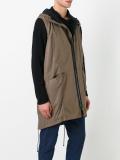 zipped sleeveless coat