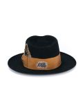 'Raven' hat