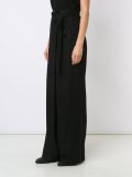 wide leg trousers