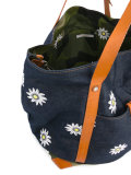 embroidered daisy tote 