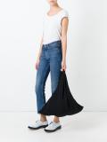 sleeveless V-neck top