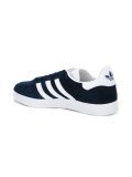 contrast trainers 