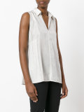 sleeveless shirt