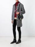 格纹外套
