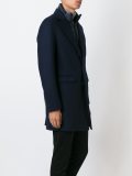 衬垫高领大衣