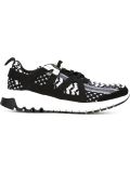'Urban Runner'运动鞋