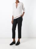 V-neck knit blouse