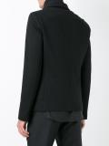 three button jacket